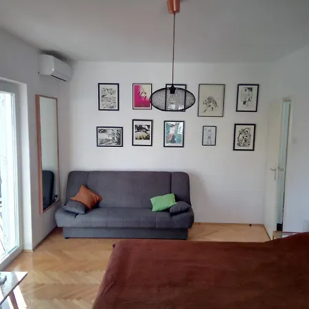 Casa de Férias House Ivasovi Dvori