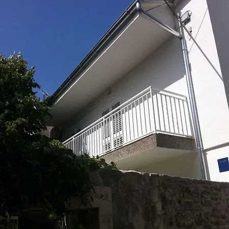 House Ivasovi Dvori Casa de Férias Vodice