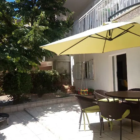 House Ivasovi Dvori Vodice